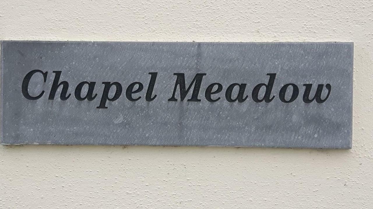 Chapel Meadow Lodge Clonard ภายนอก รูปภาพ